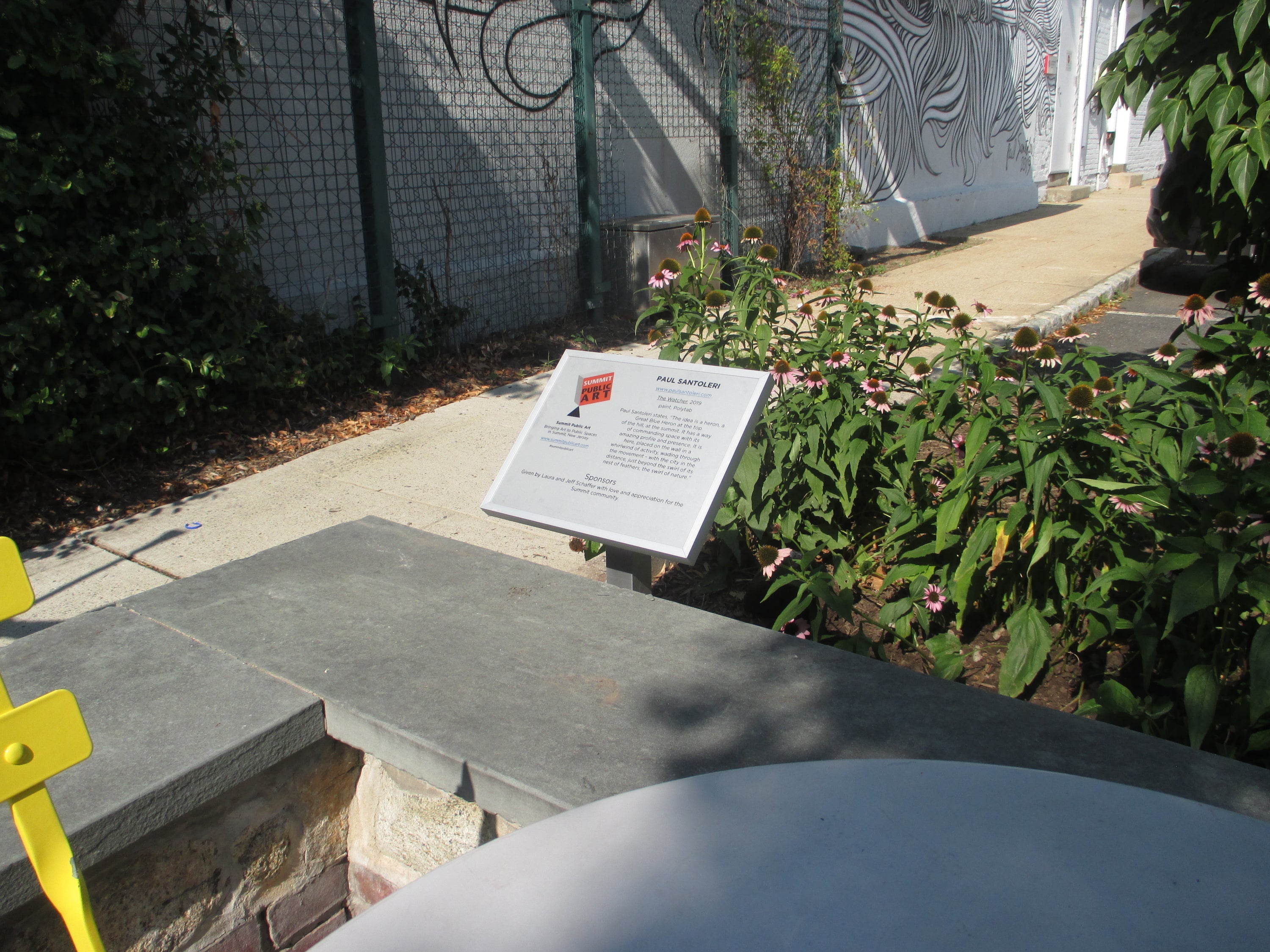 Plaques Promote Public Art
