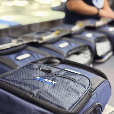https://cdn.gorilladash.com/images/media/22107881/fully-promoted-usa-embroidered-lunch-coolers-square-6a695a1a3512b.jpg?auto=webp&crop=1%3A1%2Csmart&width=400