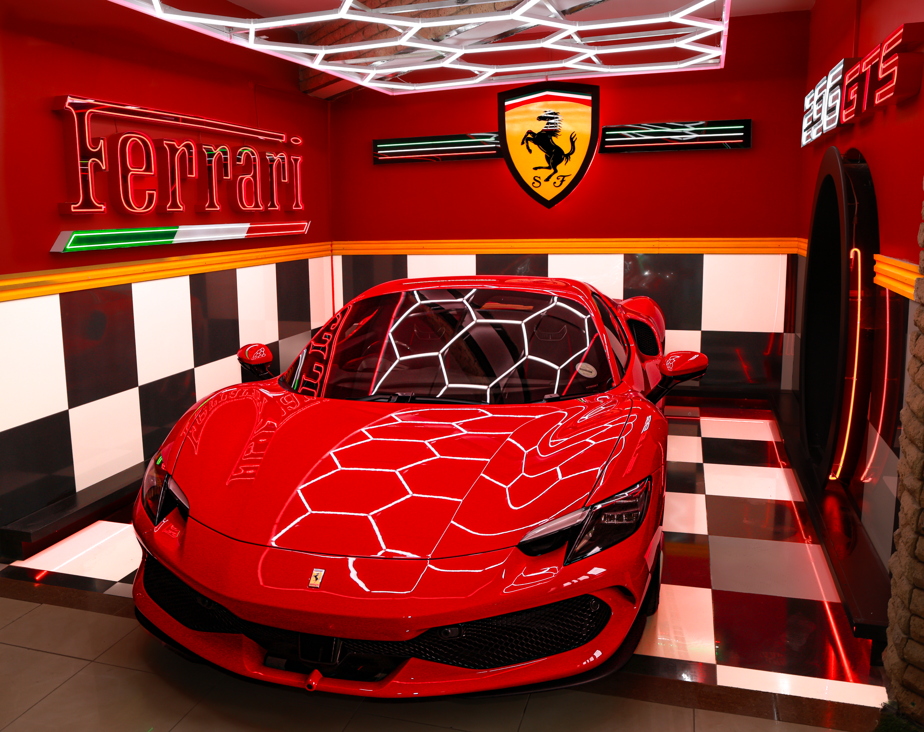 FROM AN EMPTY ROOM TO AN ABSOLUTE SHOWSTOPPER!