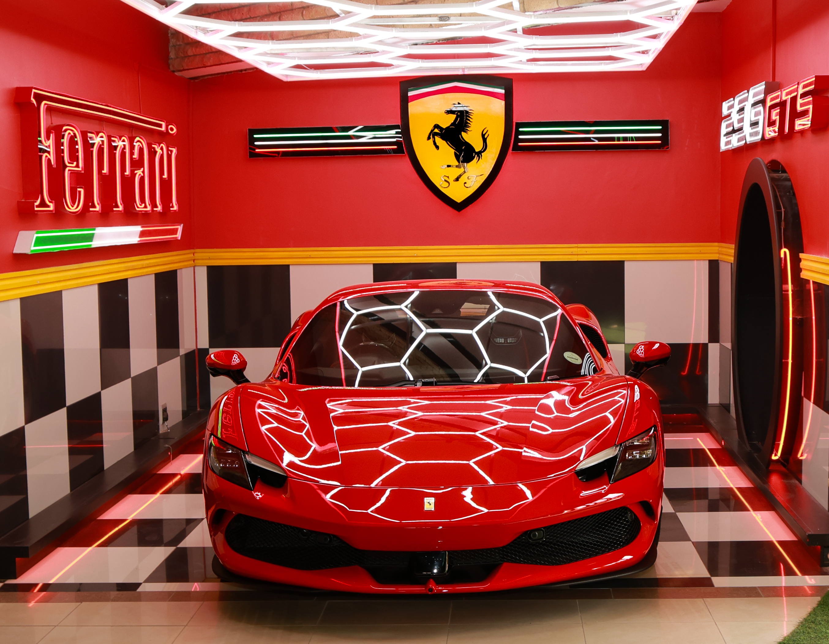 FROM AN EMPTY ROOM TO AN ABSOLUTE SHOWSTOPPER!
