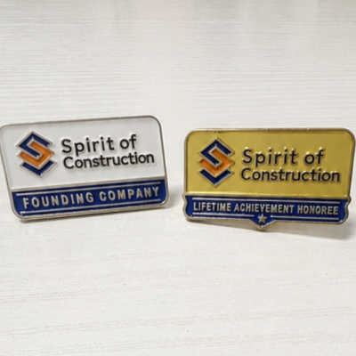 https://cdn.gorilladash.com/images/media/22113131/fully-promoted-usa-spirit-enamel-pins-square-6a6ccdd6291c7.png?auto=webp&crop=1%3A1%2Csmart&width=400