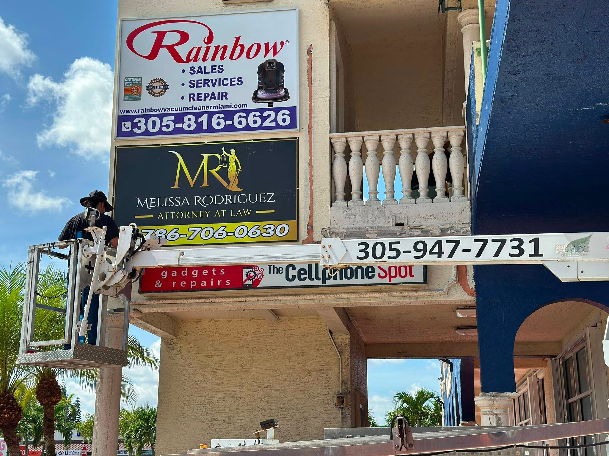 high-visibility, weather-resistant high durable vinyl sign
