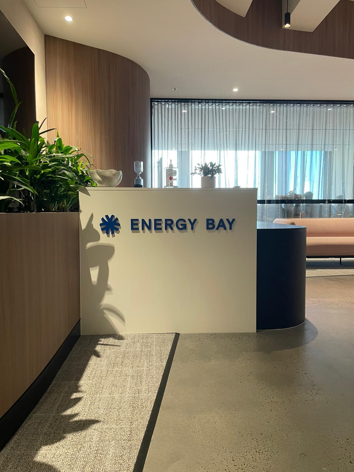 How to Choose the Right Commercial Sign Company in Brunswick West