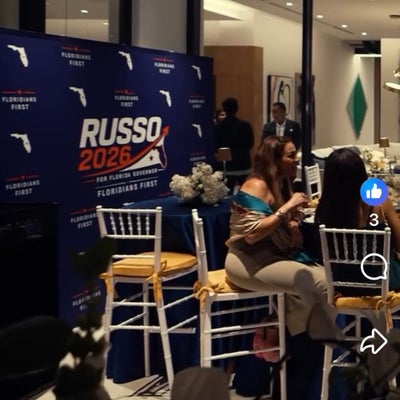 https://cdn.gorilladash.com/images/media/22128942/fully-promoted-usa-fully-promoted-hollywood-fl-custom-event-branding-step-and-repeat-backdropjpg-square-6a7387999623f.jpeg?auto=webp&crop=1%3A1%2Csmart&width=400