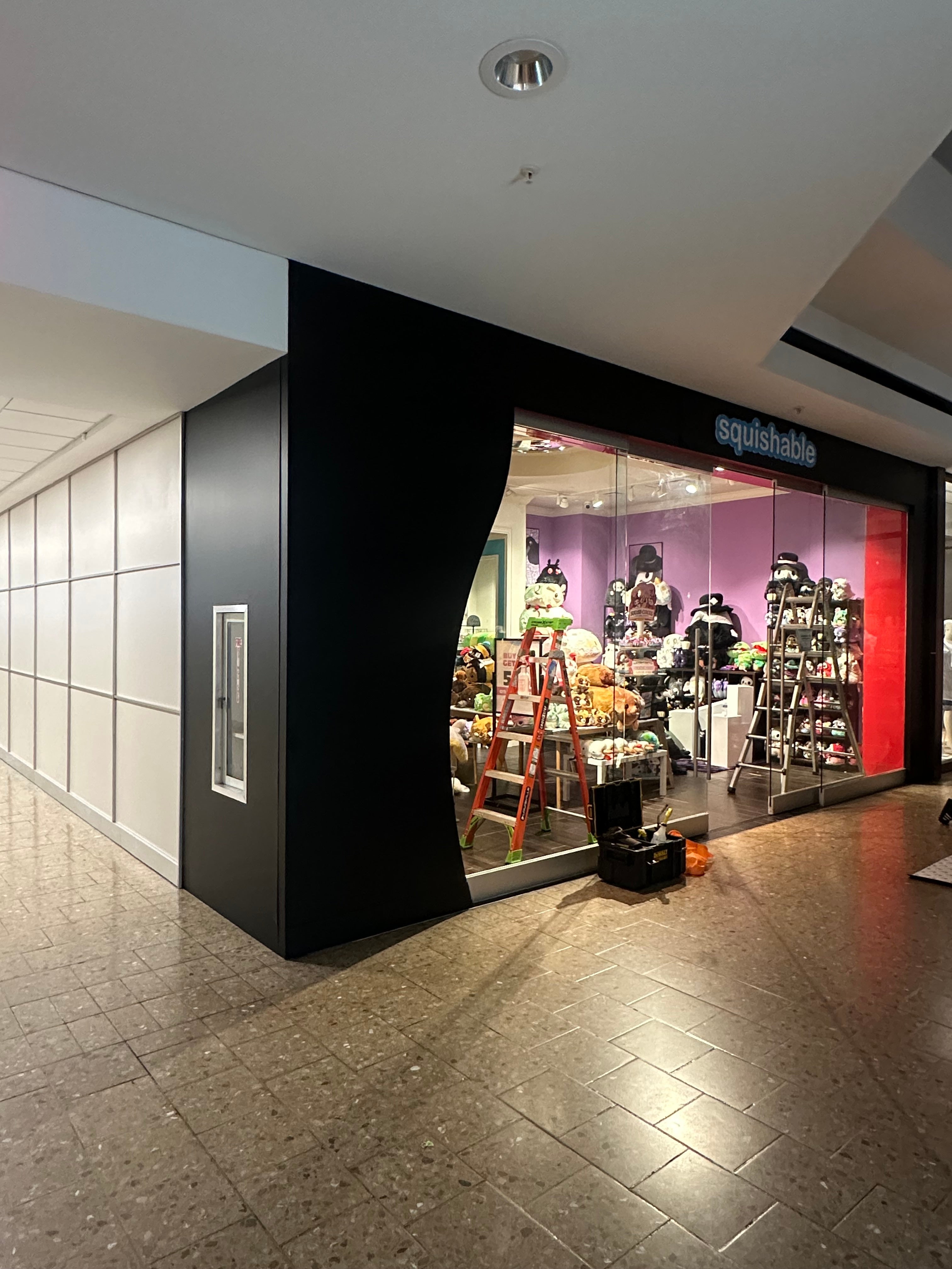 Custom Storefront Wrap & Retail Signage for Squishable at Westfarms Mall-CT