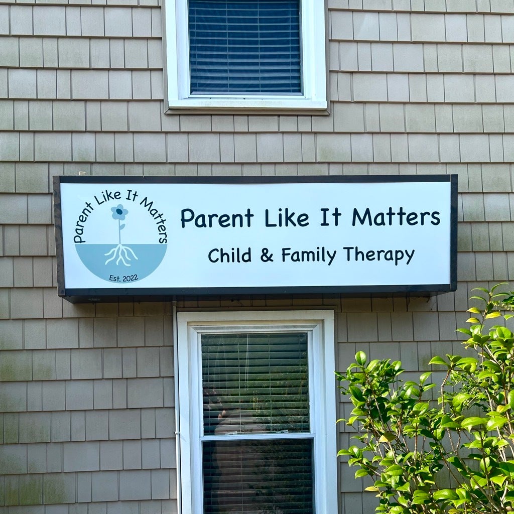 Parent Like It Matters Cabinet Sign