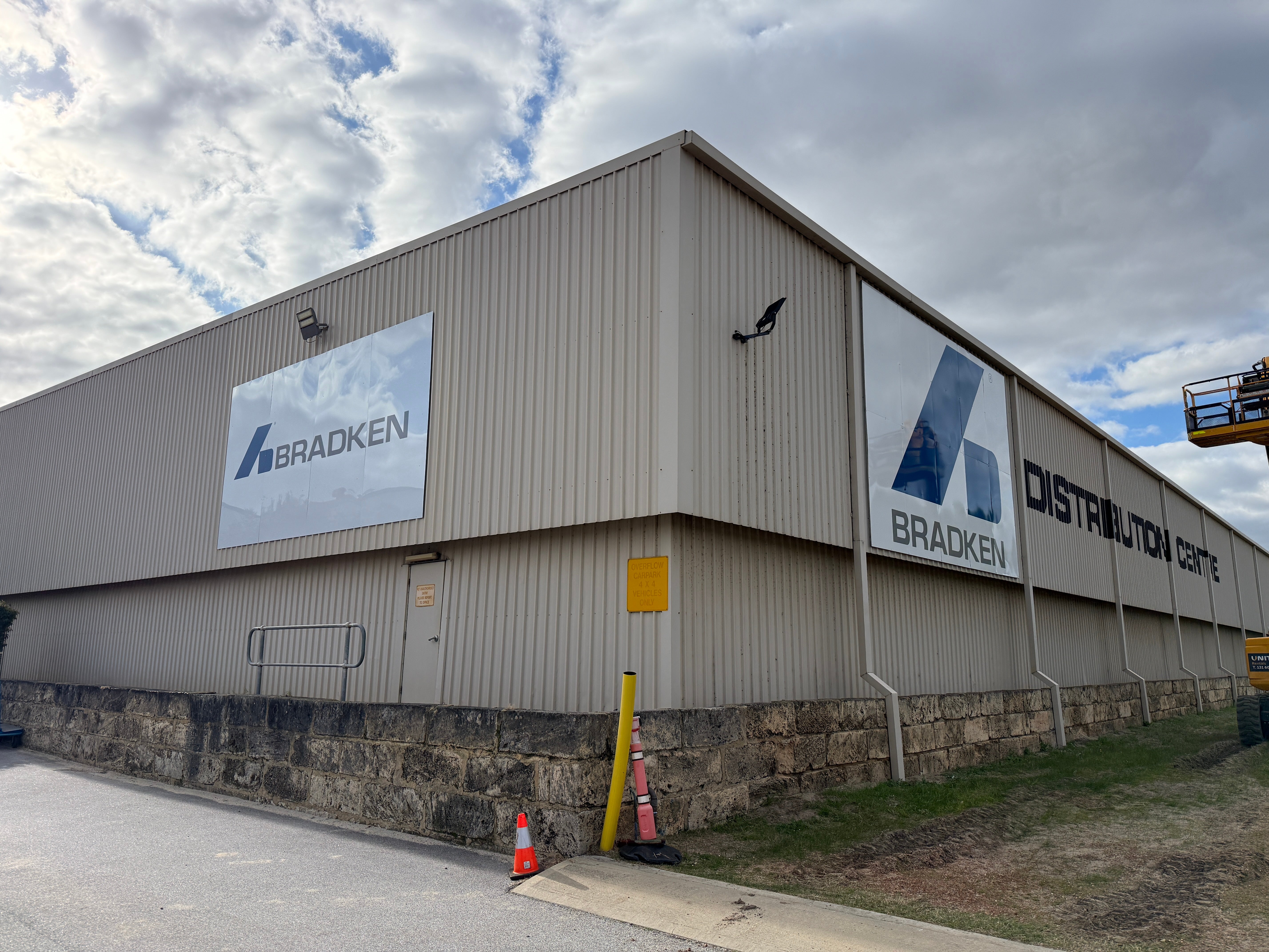 Big Signage, Bigger Impact: Delivering Large-Format Building Signage for Bradken