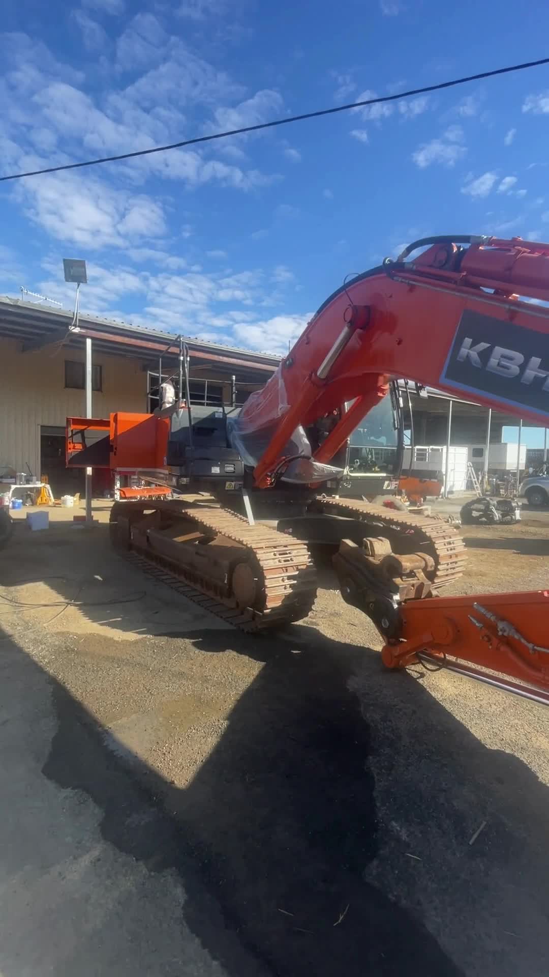 Escavator Decals at KBH Earthmoving
