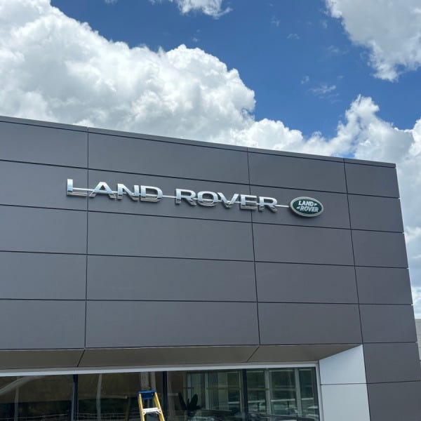 Land Rover 3