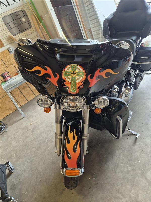 From Tattoo to Motorcycle: Creating One-of-a-Kind Custom Graphics