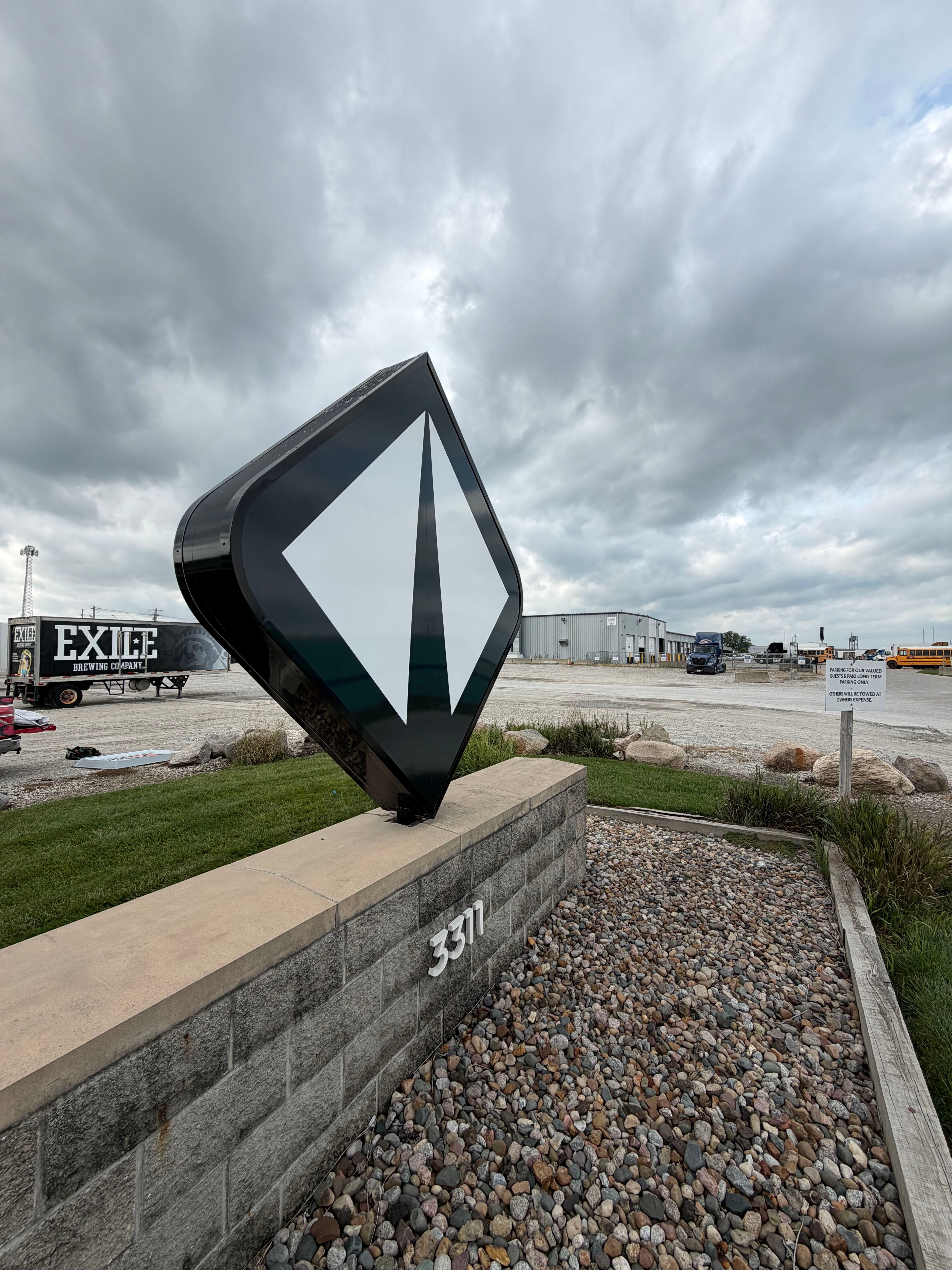 Ascendance Truck Centers Rebrand in Altoona: A Complete Signage Refresh