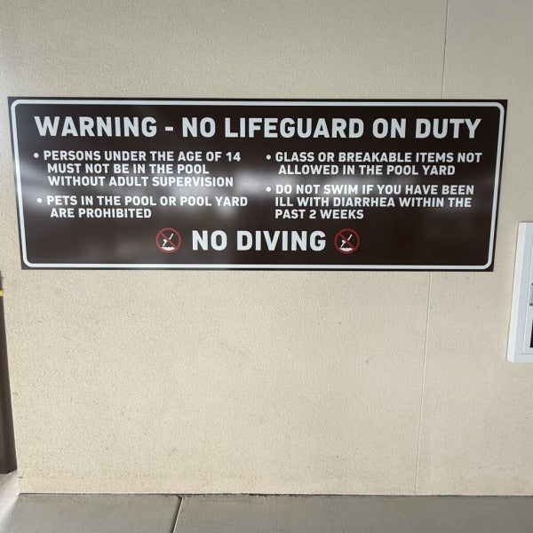 Menger_Warning No Lifeguard