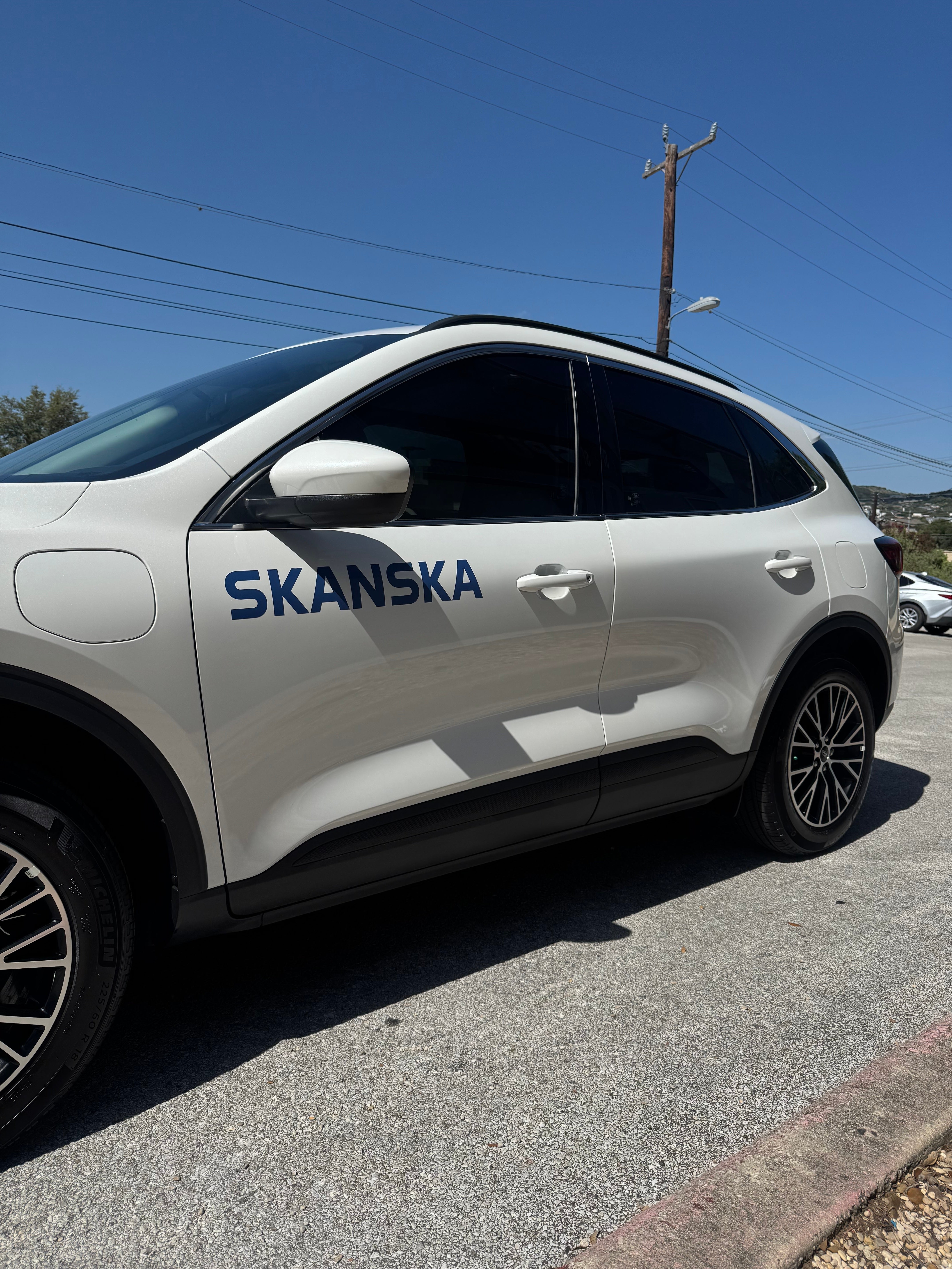Simple Spot Graphics Make a Big Impact: Adding More Vehicles to the Skanska Fleet