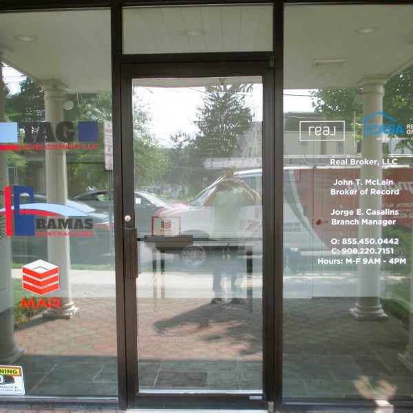 Door Graphics Do Make a Good First Impression