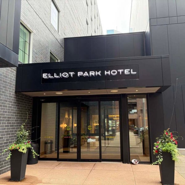 Elliot Park Hotel 3