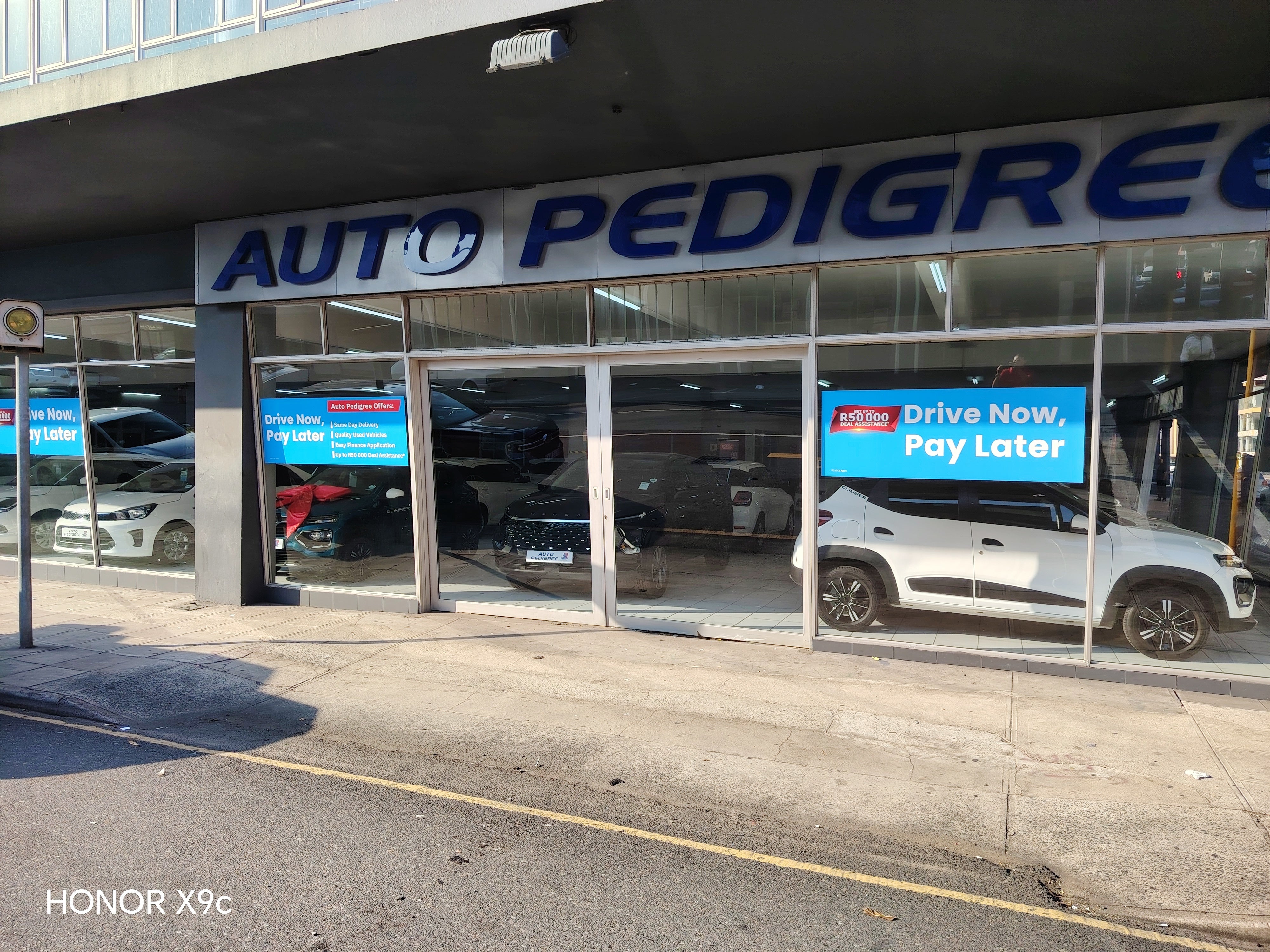 Auto Pedigree window branding