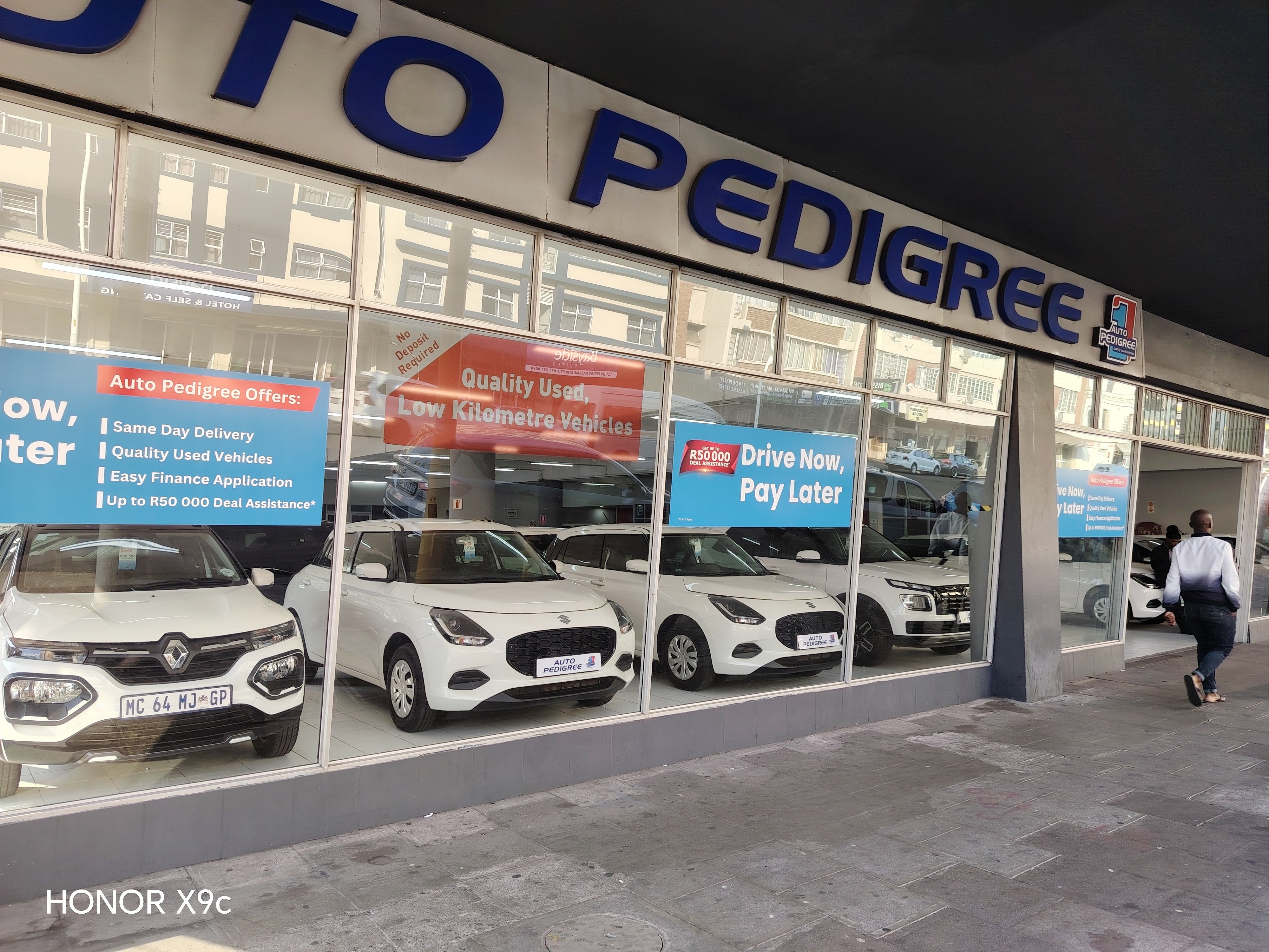 Auto Pedigree window branding