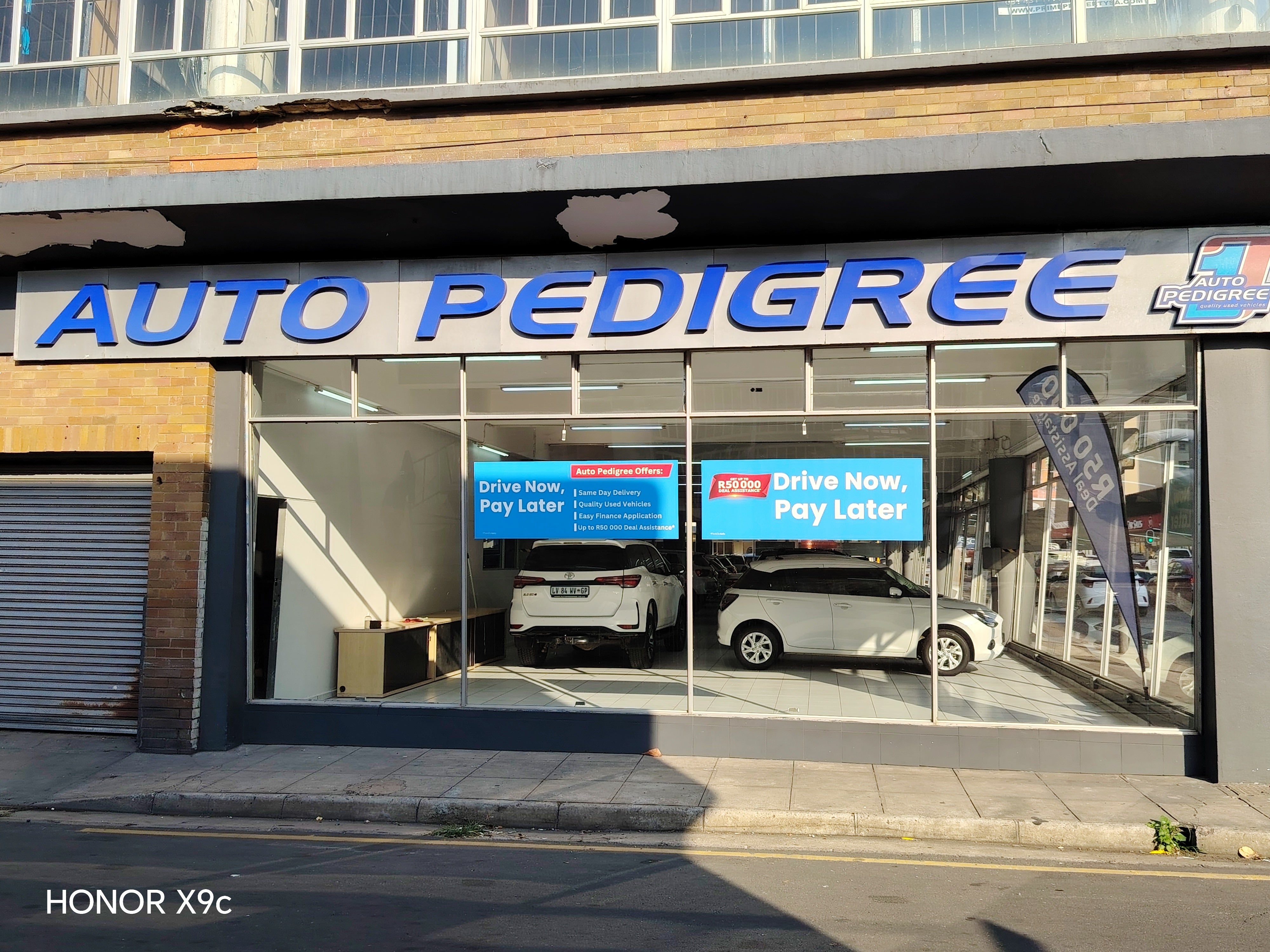 Auto Pedigree window branding