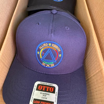 https://cdn.gorilladash.com/images/media/22202476/fully-promoted-usa-hats-square-6a91b291a7a11.jpeg?auto=webp&crop=1%3A1%2Csmart&width=400