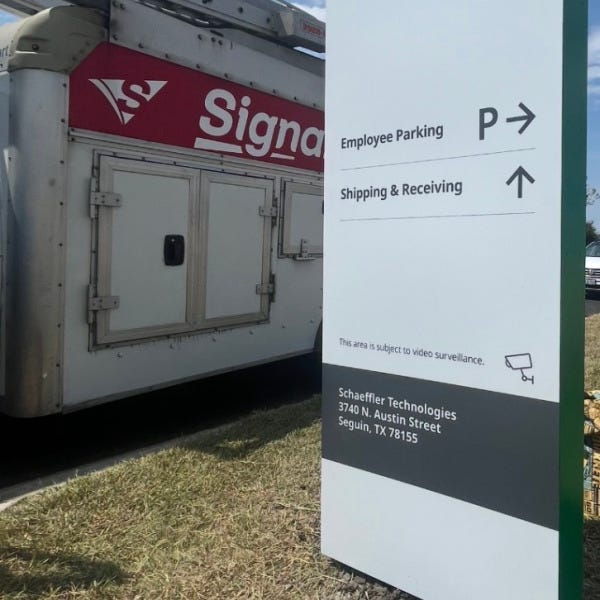 Schaeffler_Exterior Sign_Wayfinding_Parking_Shipping.jpeg