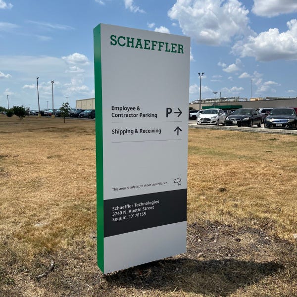 Schaeffler_Exterior Sign_Wayfinding_Parking