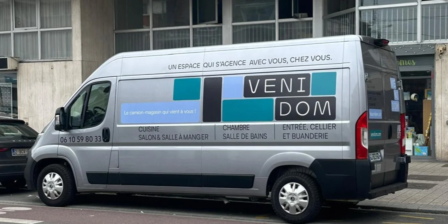 Décoration d'un véhicule utilitaire