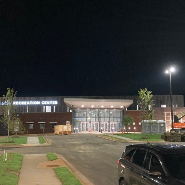 Large Scale Building Signage for Cartersville Recreation Center