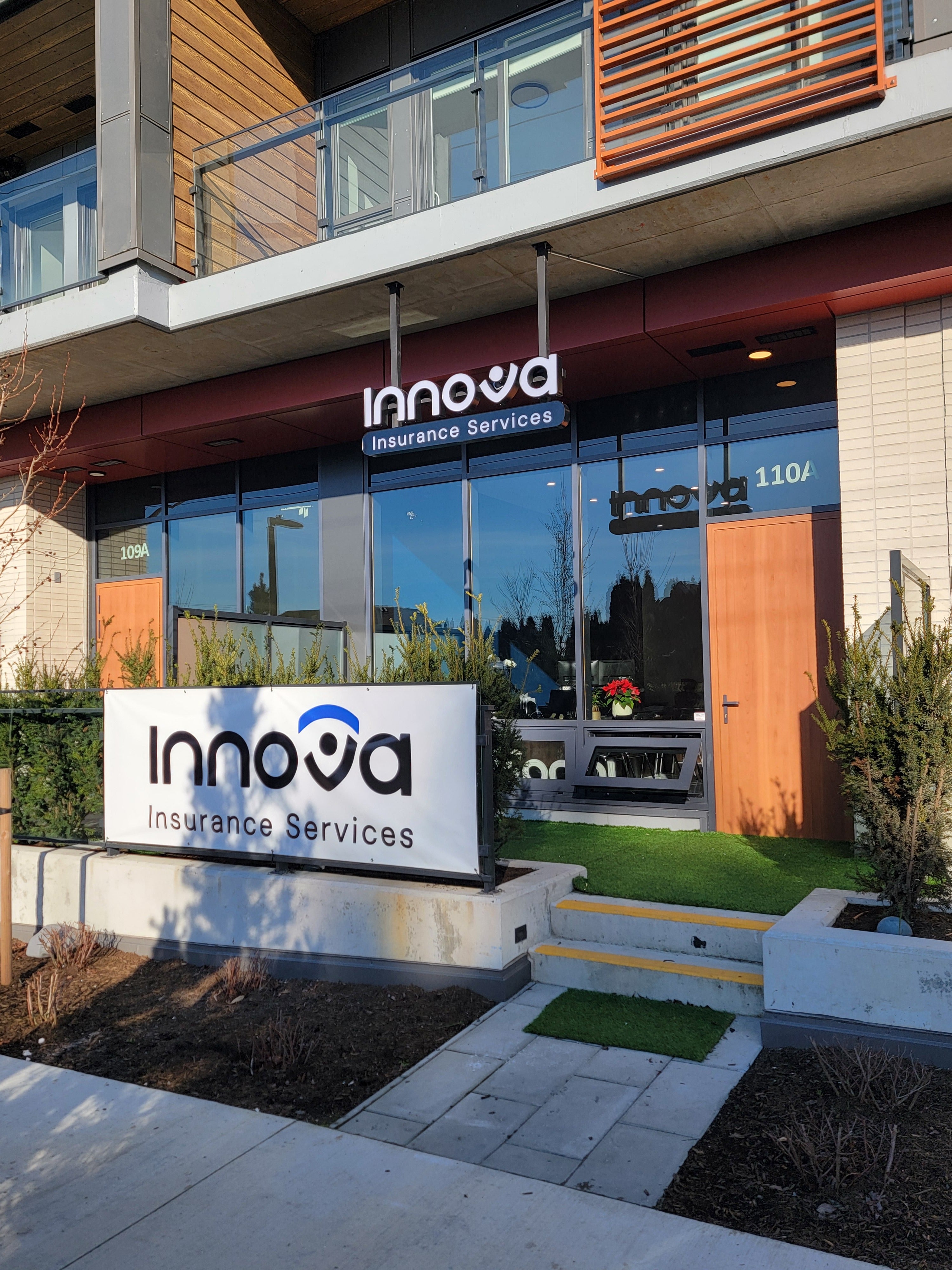 Storefront Signs for Innova Insurance, North Vancouver.