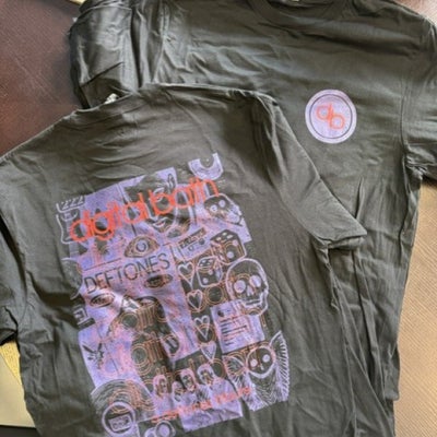 https://cdn.gorilladash.com/images/media/22239661/fully-promoted-usa-digital-bath-t-shirt2-square-6a9f1c6b20221.jpg?auto=webp&crop=1%3A1%2Csmart&width=400