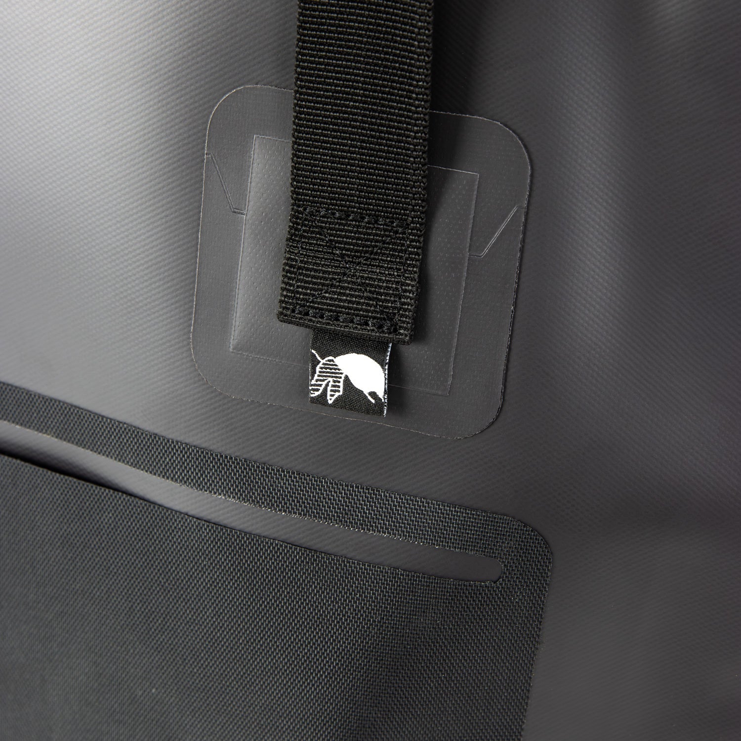 Frontier Bucket Bag