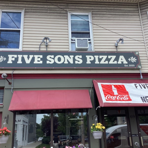 Custom Storefront Sign Helps Five Sons Pizza Stand Out on the North Shore