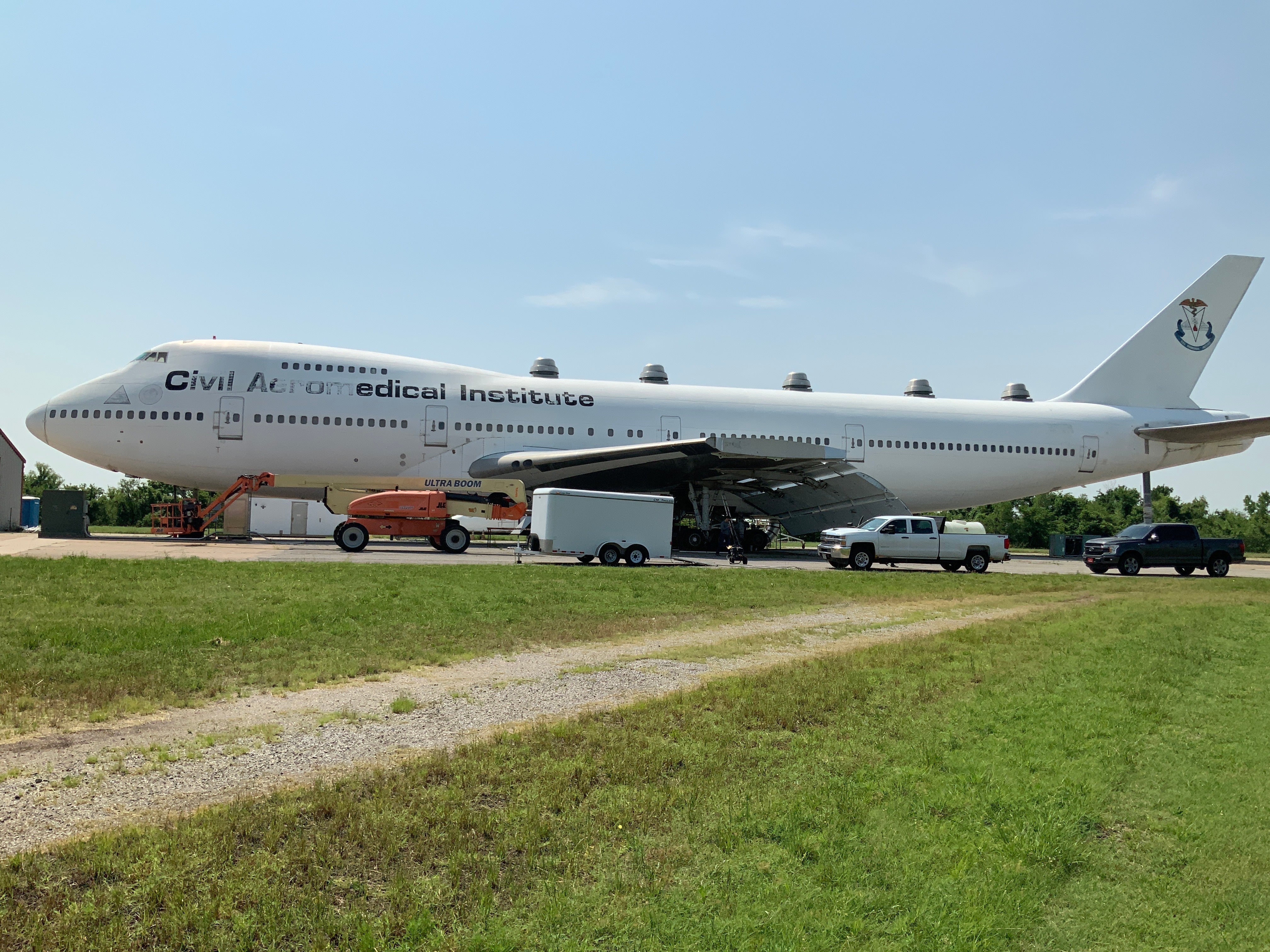 Have you ever installed graphics on a 747?  Why yes...we have!