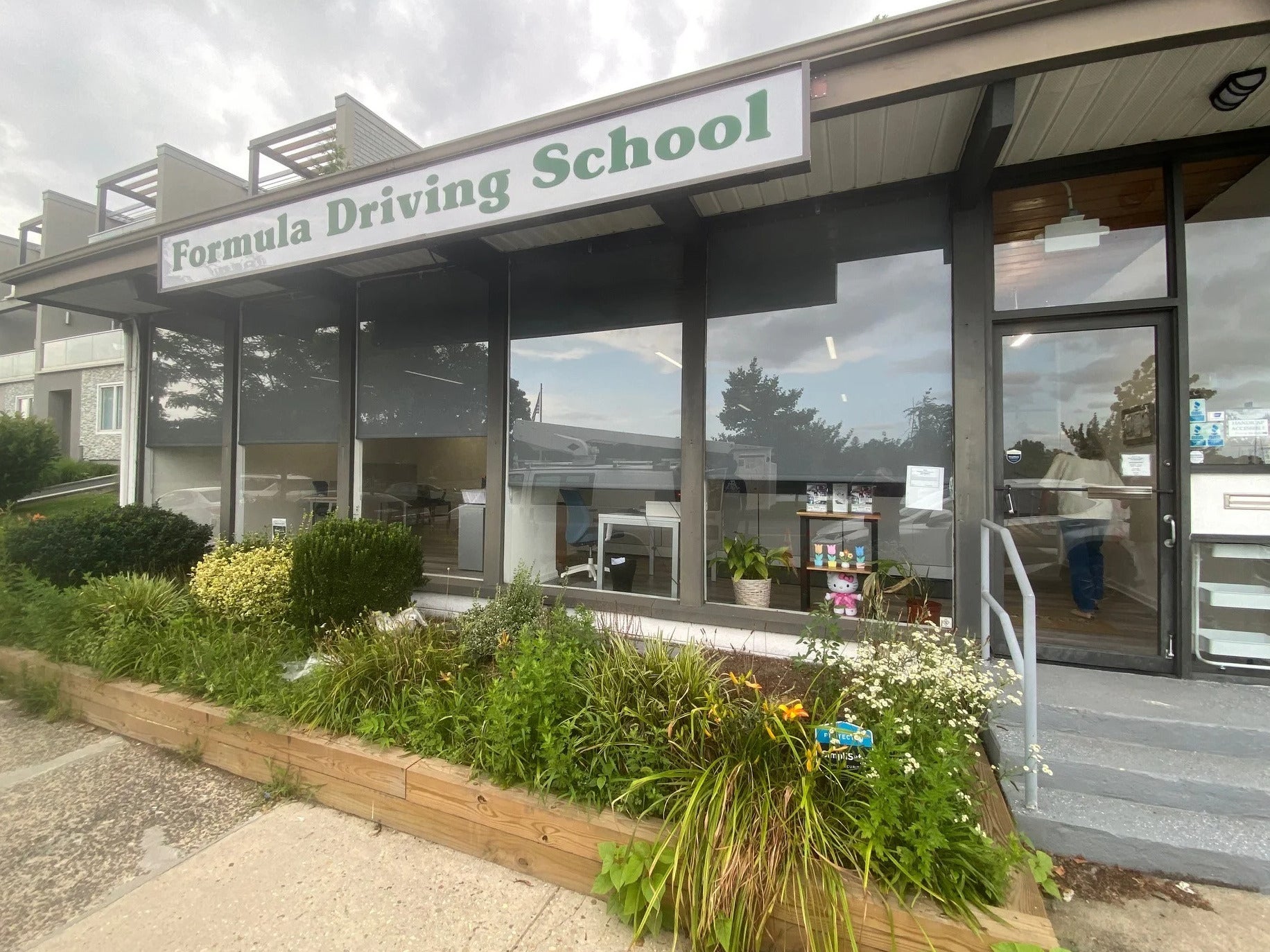 Box Sign for Formula Driving School in Mamaroneck, NY