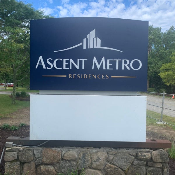Ascent Metro