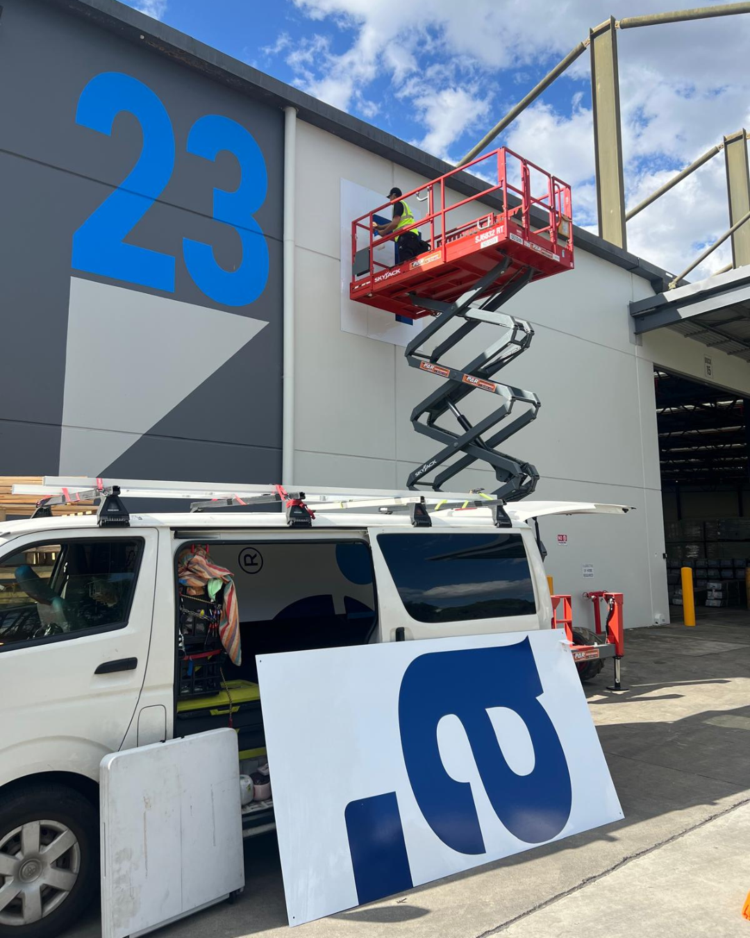 A Big Signage Fit-Out for Tate’s New Eastern Creek Location