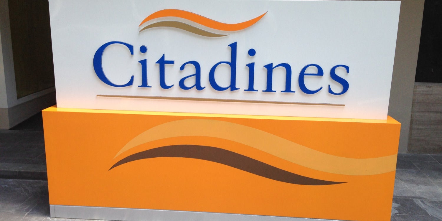 Freestanding and Standalone Signs