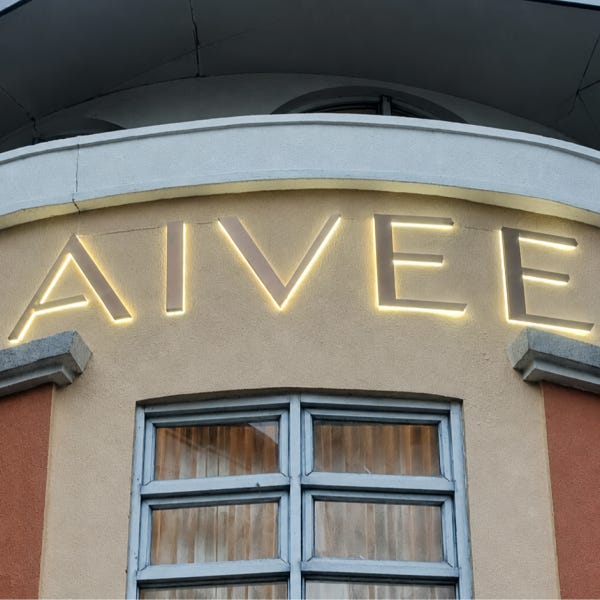 Aivee for Gallery