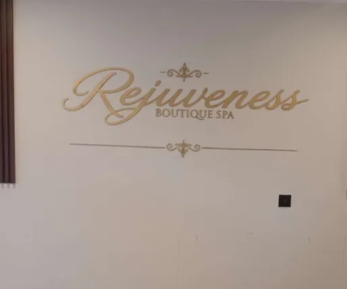 Rejuveness: Signage That Sets the Mood