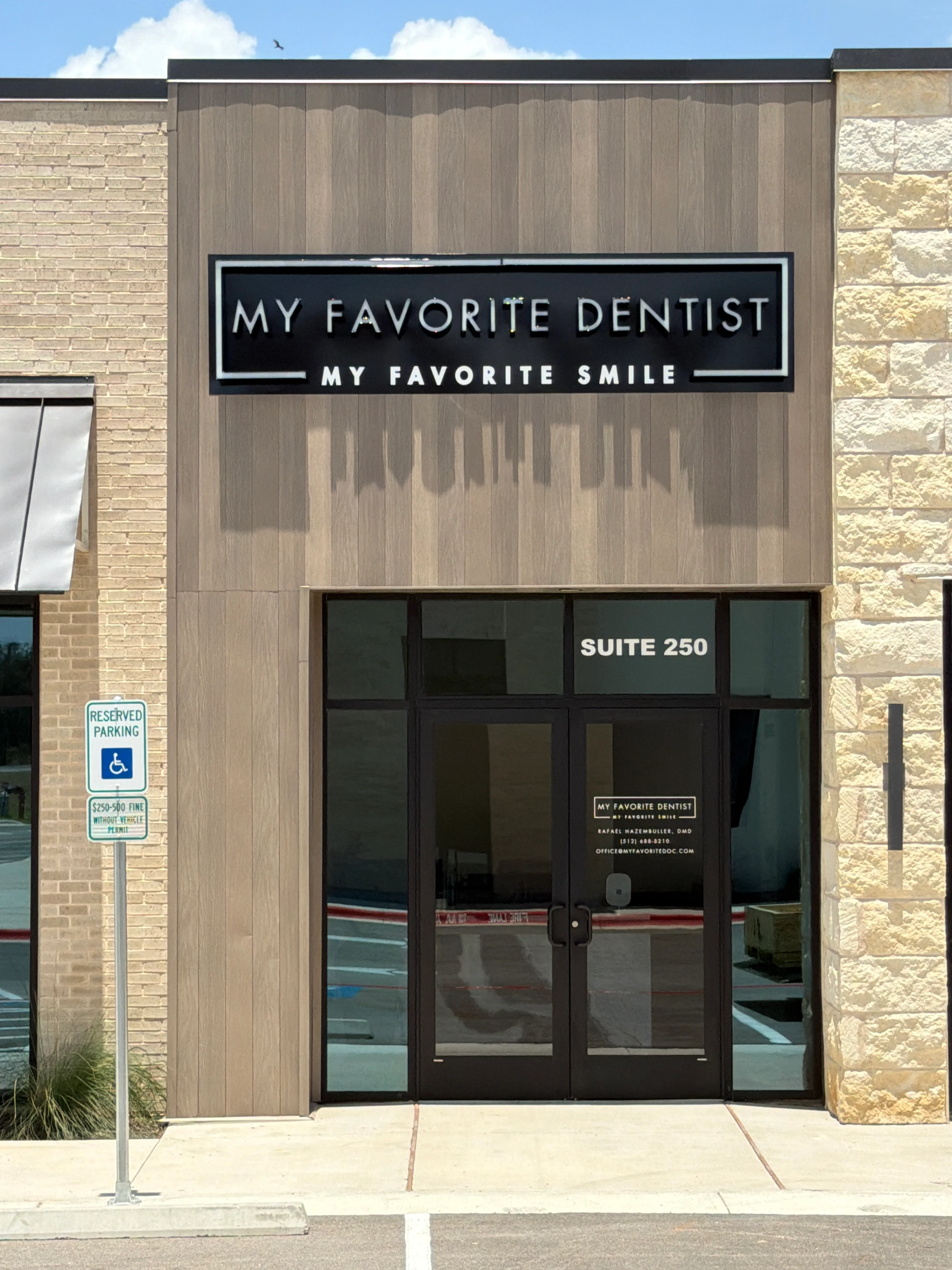 Sign Fabricators