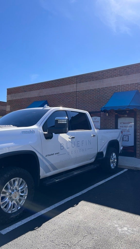 Bluefin Designs - Minimalist Vehicle Decal