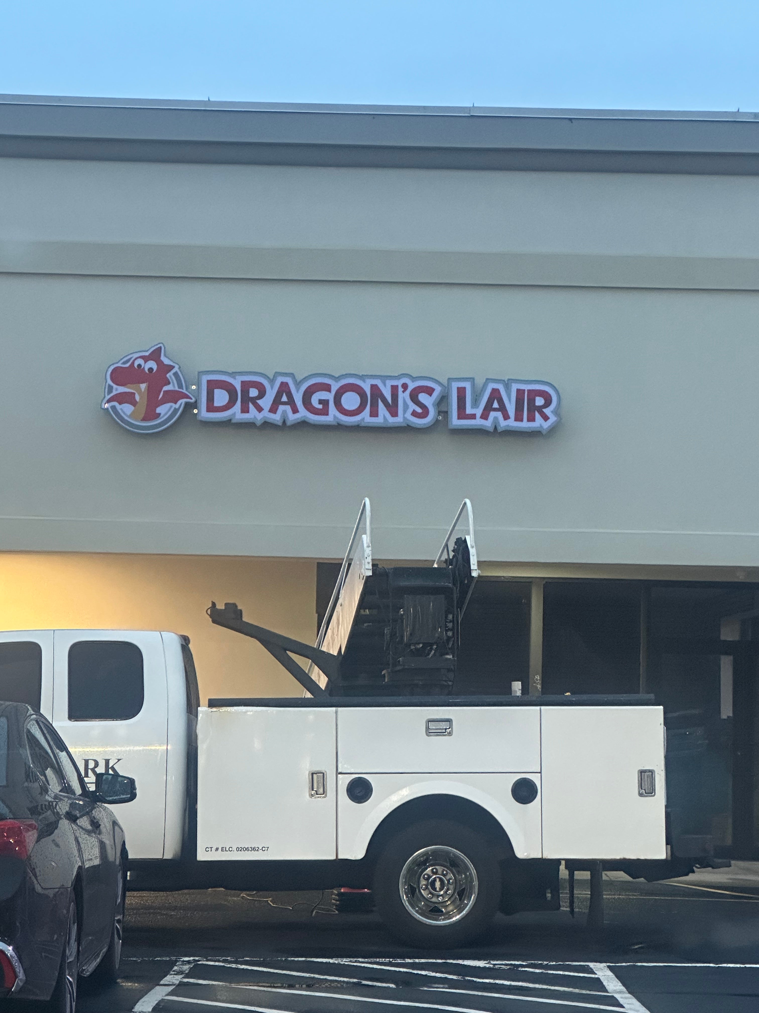 Dragon’s Lair Channel Letters and Pylon Signage in Wallingford, CT