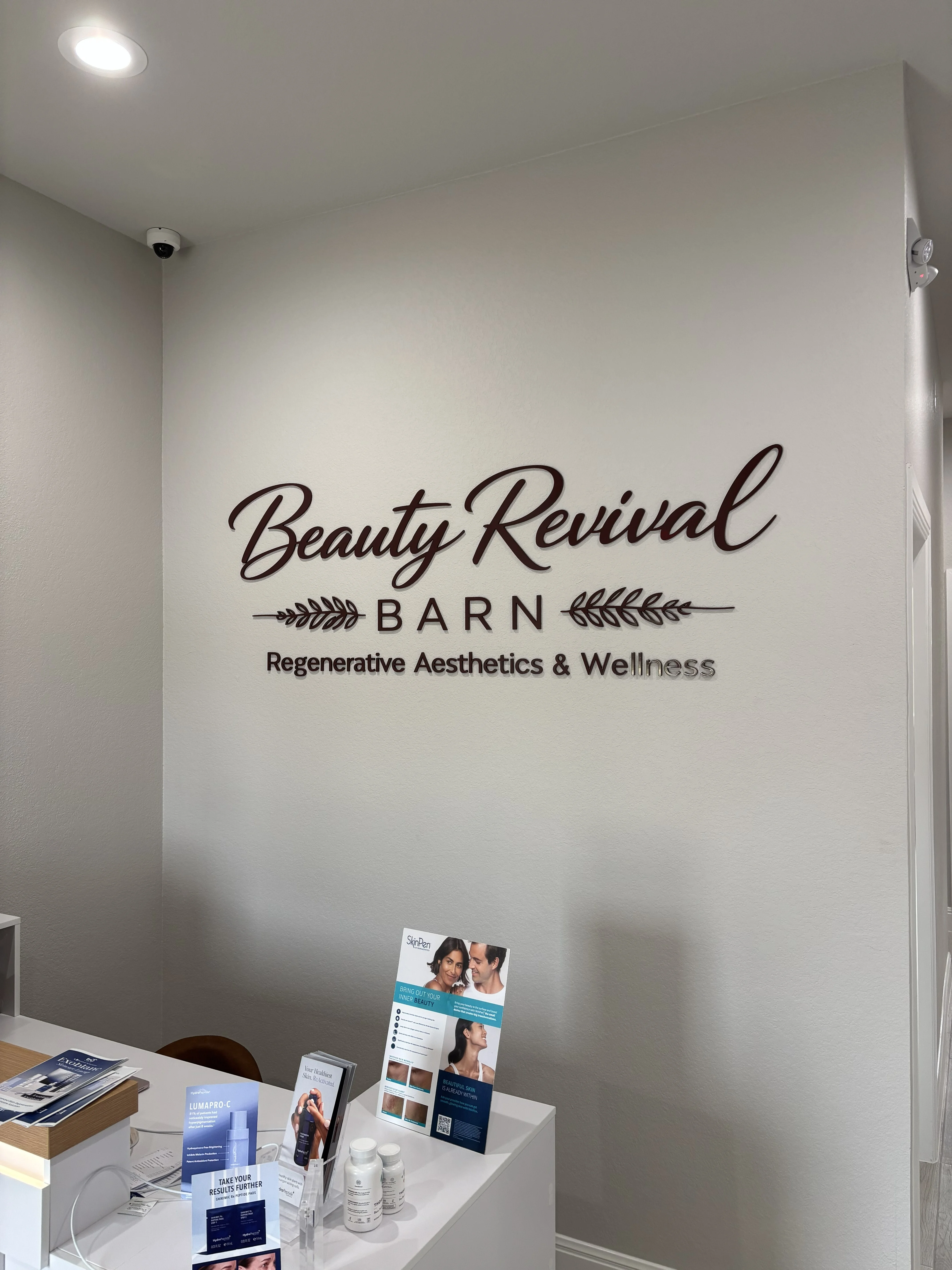 Business & Company Signs