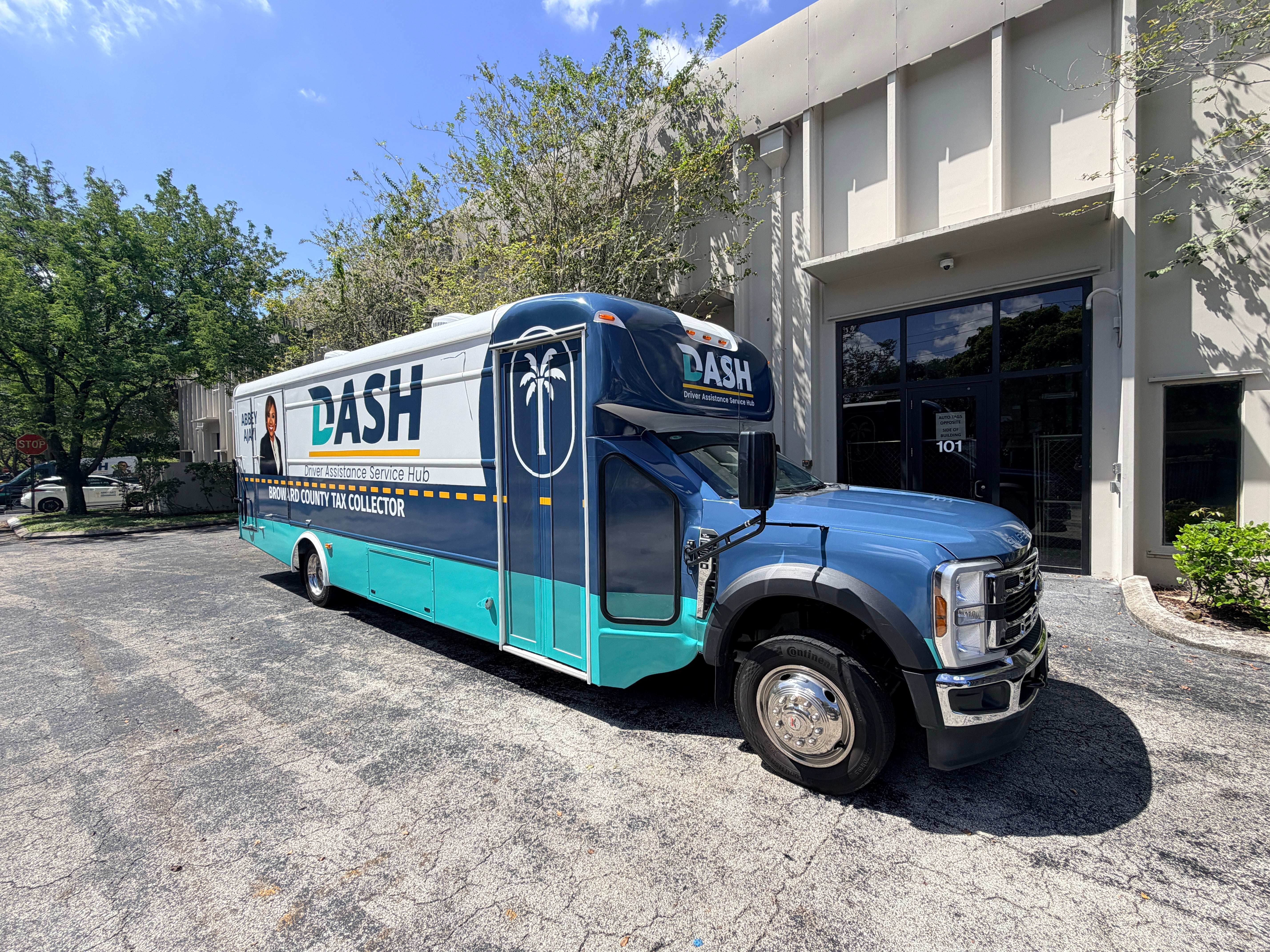Custom Vehicle Wrap: From Design to Installation