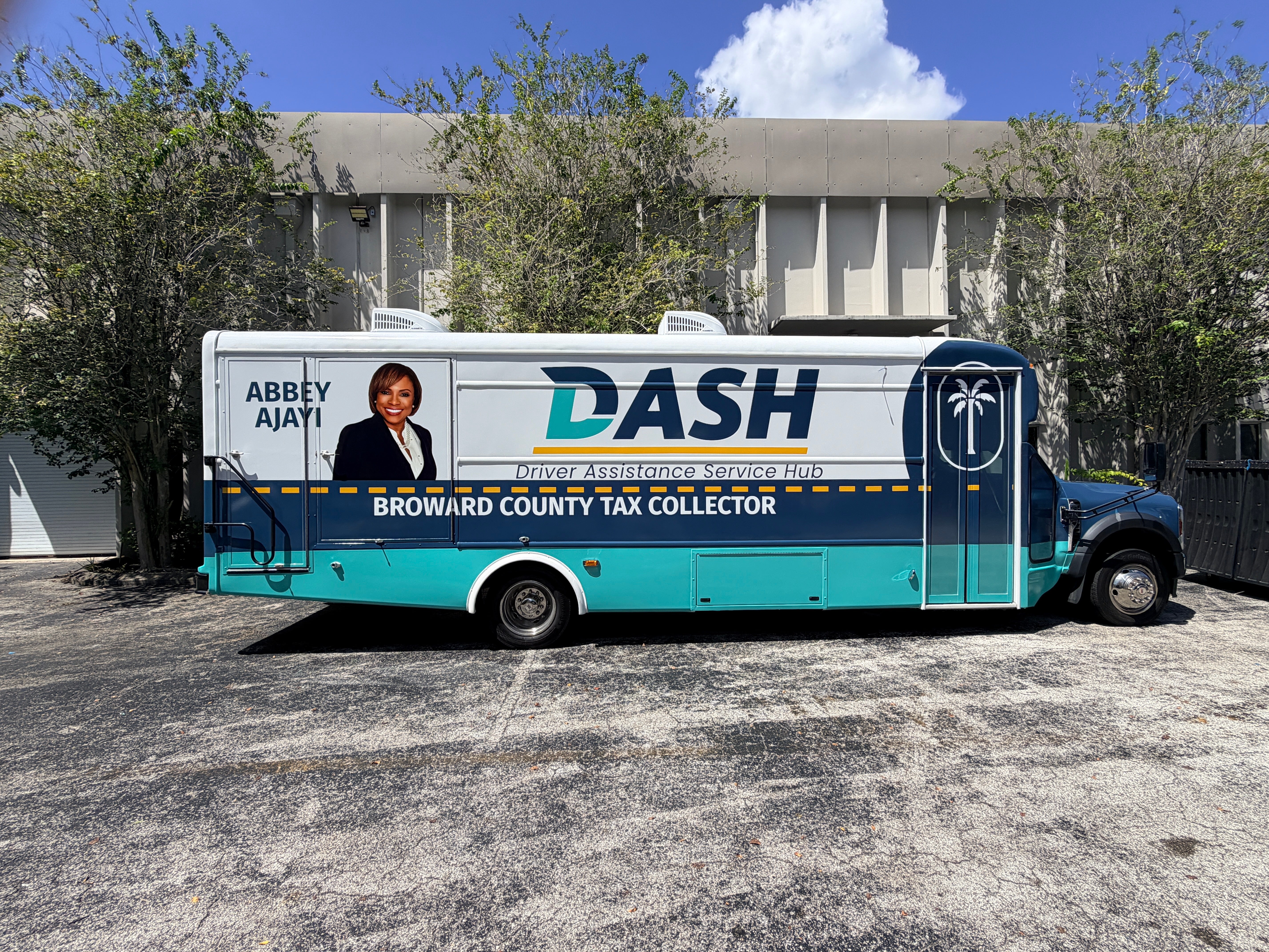 Custom Vehicle Wrap: From Design to Installation