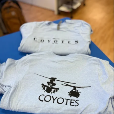 https://cdn.gorilladash.com/images/media/22439330/fully-promoted-usa-custom-kids-apparel-hmla-775-coyotes-oceanside-cajpg-square-6adf97f40a68c.png?auto=webp&crop=1%3A1%2Csmart&width=400