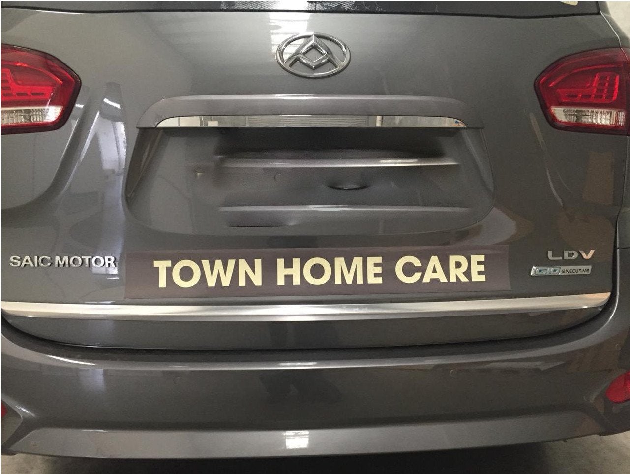 Magnetic Vehicle Signs - Town Home Care - Thornbury