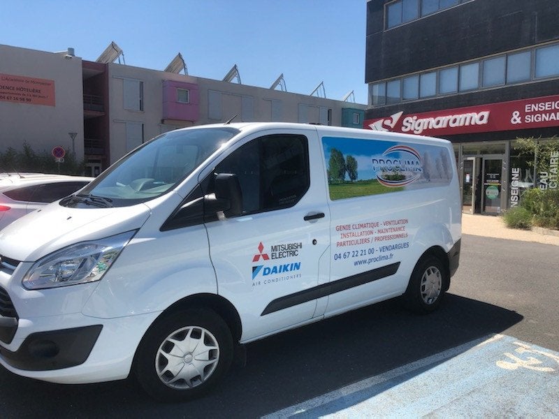 MARQUEZ VOS VEHICULES POUR ETRE PLUS VISIBLE