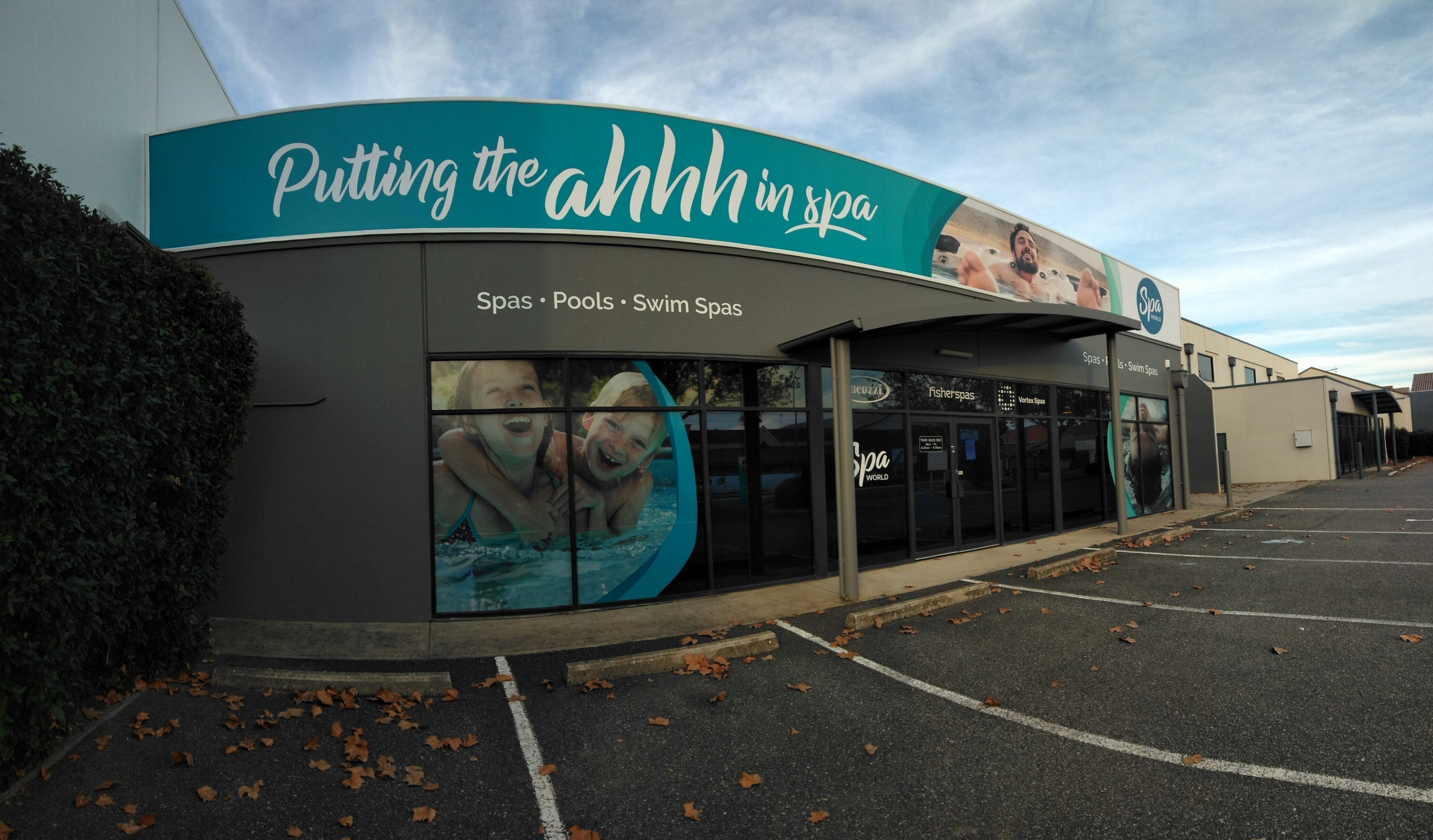 What should be on a Business sign - Signarama Melrose Park