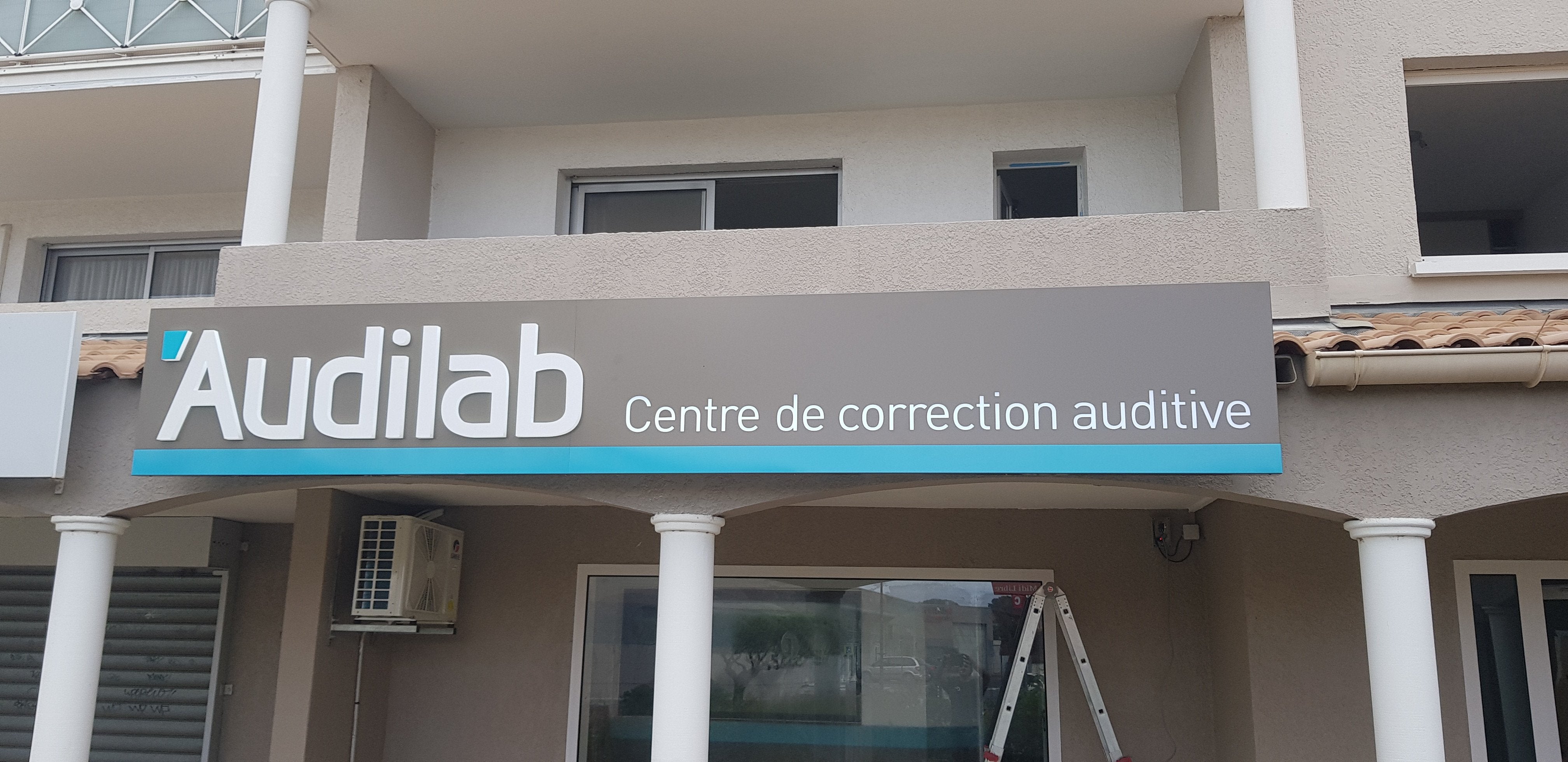 ENSEIGNE LUMINEUSE - AUDILAB
