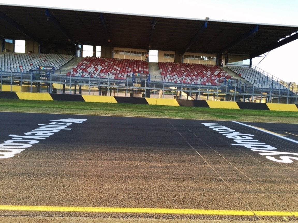 Sydney Motorsport Park - Signarama Sydney CBD South